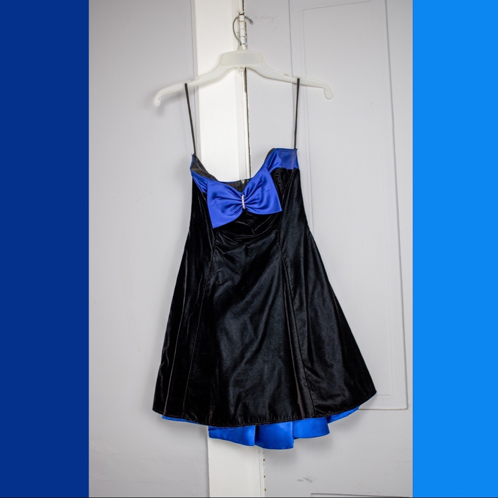 Short Strapless Velvet Dress